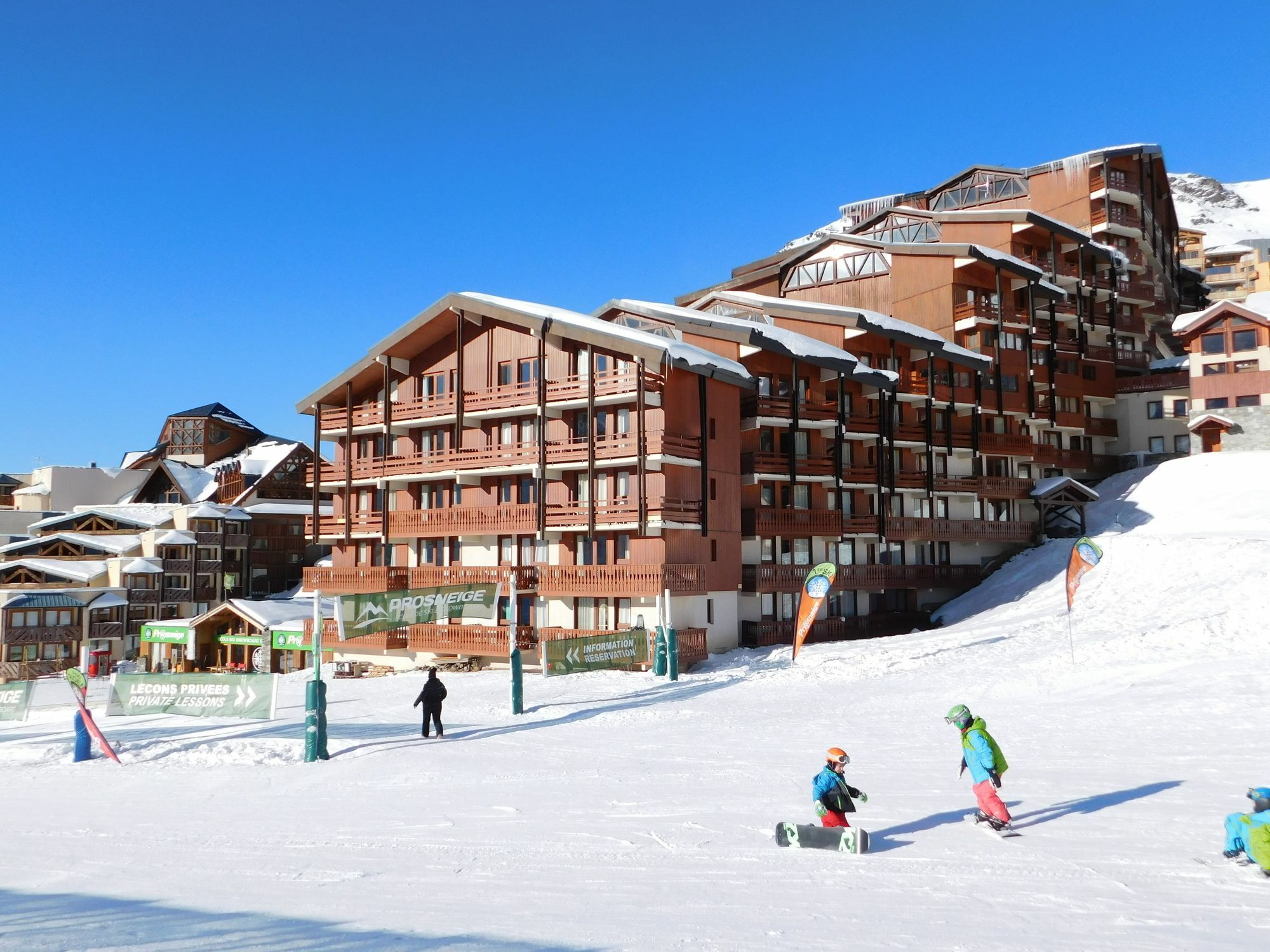 Le Cheval Blanc - Village Montana